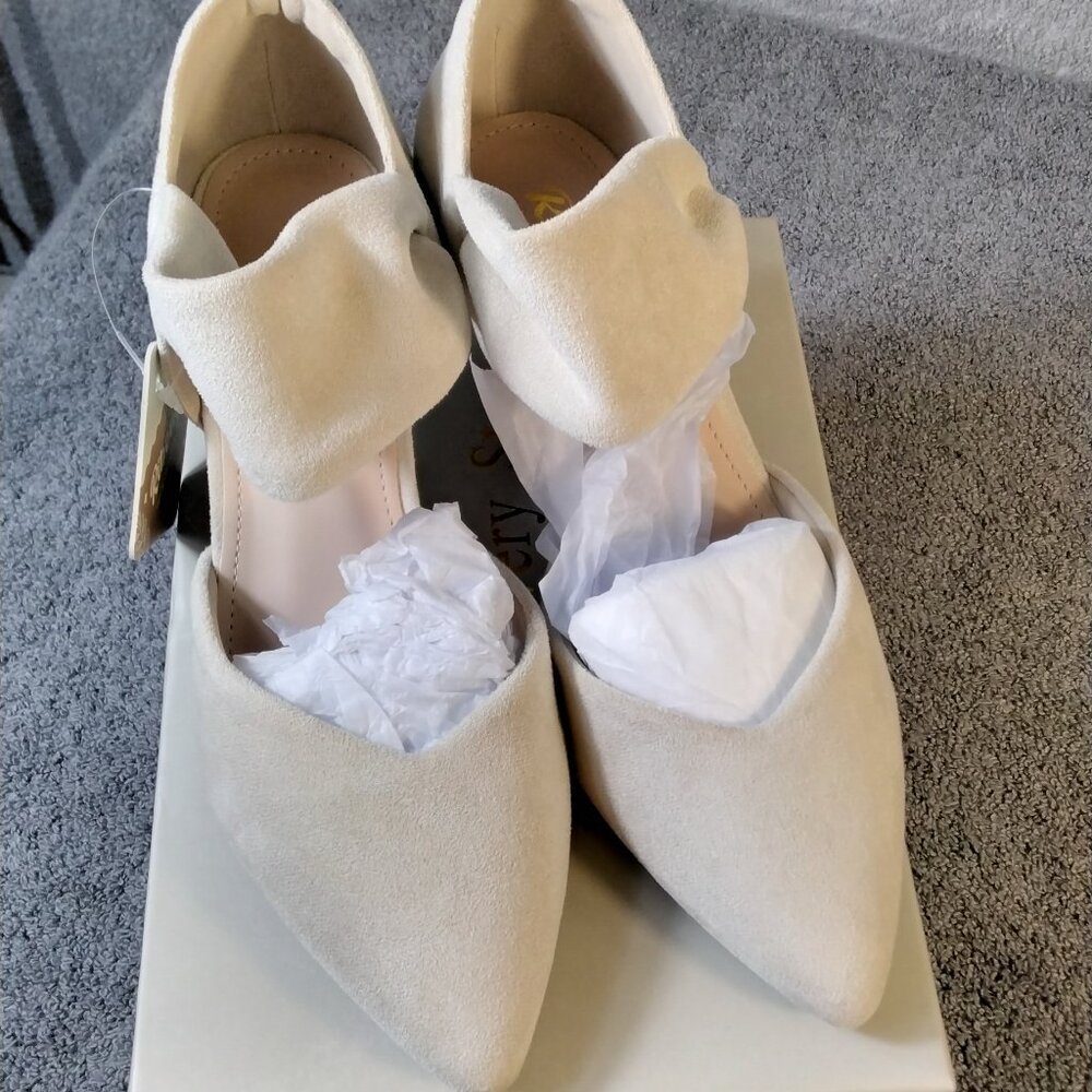 Ribongz Pumps Womens Size 6 Beige Suede Pointed Toe Ankle Strap Dress Heels Nwt